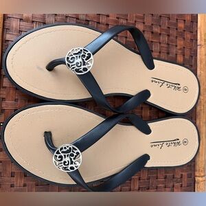 Women’s flip flops